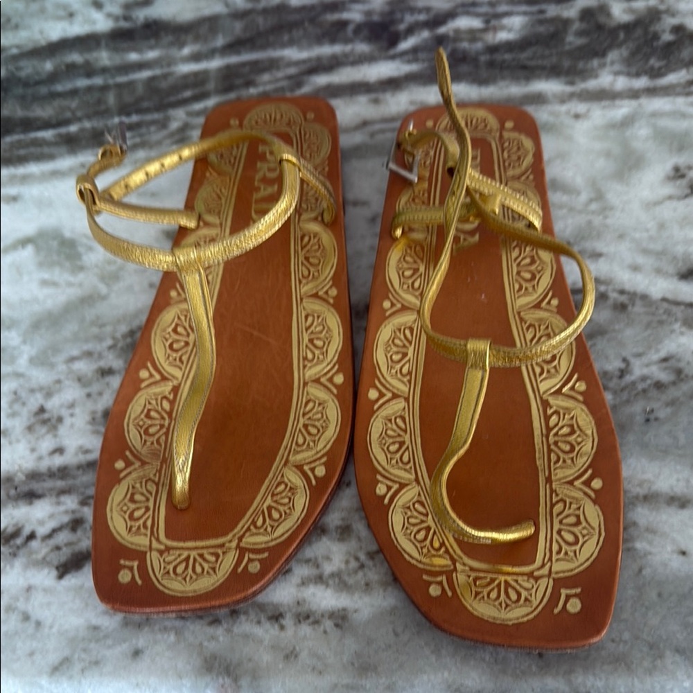Elegant Gold Sandals for Women